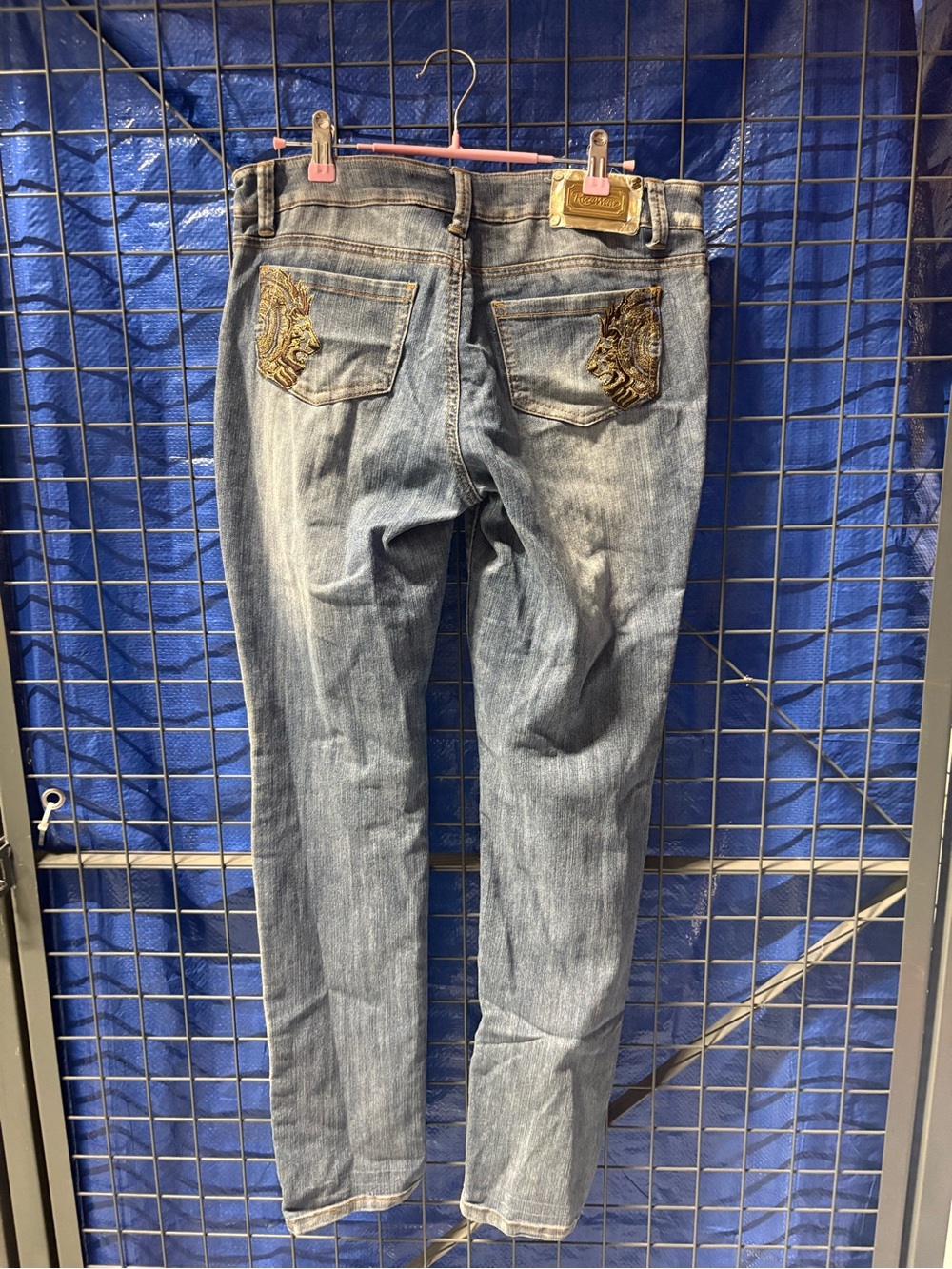 Rocawear Women’s Light Blue Embroidered Pocket Jeans - Picture 2 of 6